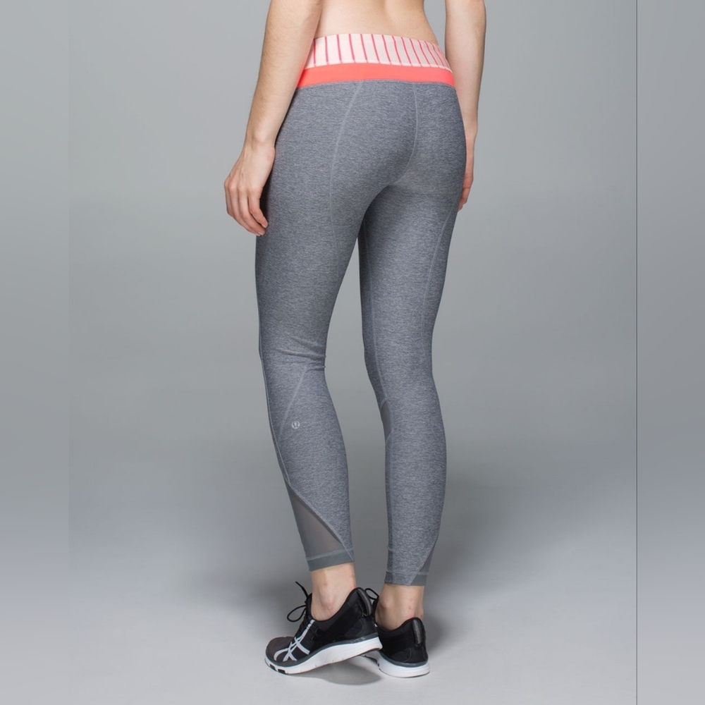 Lululemon Inspire Tight II (Mesh) 25" Size 8